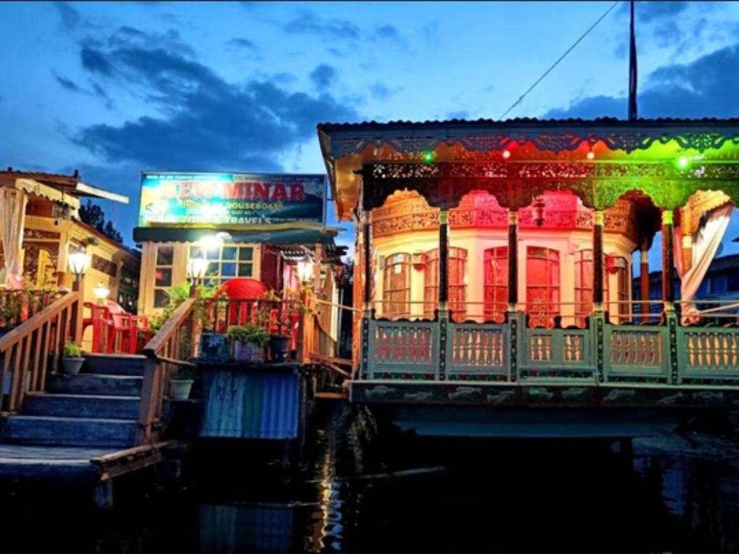 New Minar Group Of Houseboats Hotel ศรีนาการ์ ภายนอก รูปภาพ